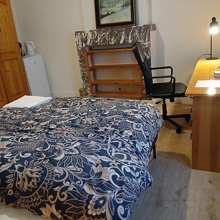 Bloemetje Hotel Asse Bagian luar foto